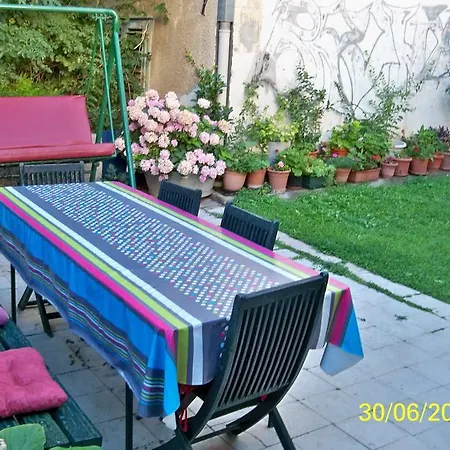 Apartment Sanja *